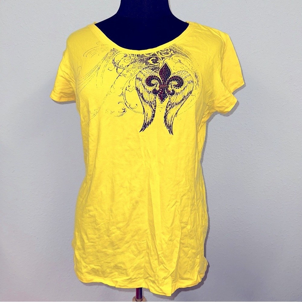 Women’s yellow Sports gallery short sleeve tshirt Wings sz XL